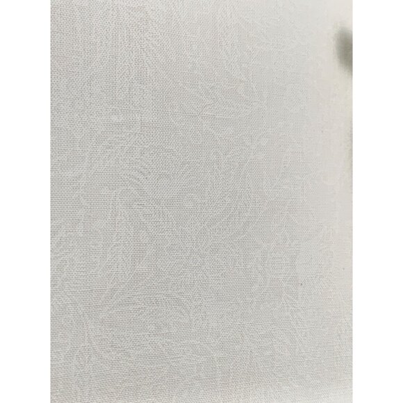 Fabric Quarters Cream Floral Cotton Fabric 18" x 21" Crafts Sewing - Picture 2 of 4